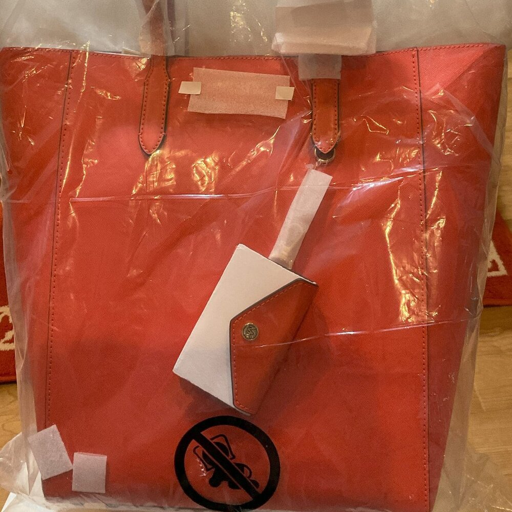 Authentic Michael Kors Vincent Tote